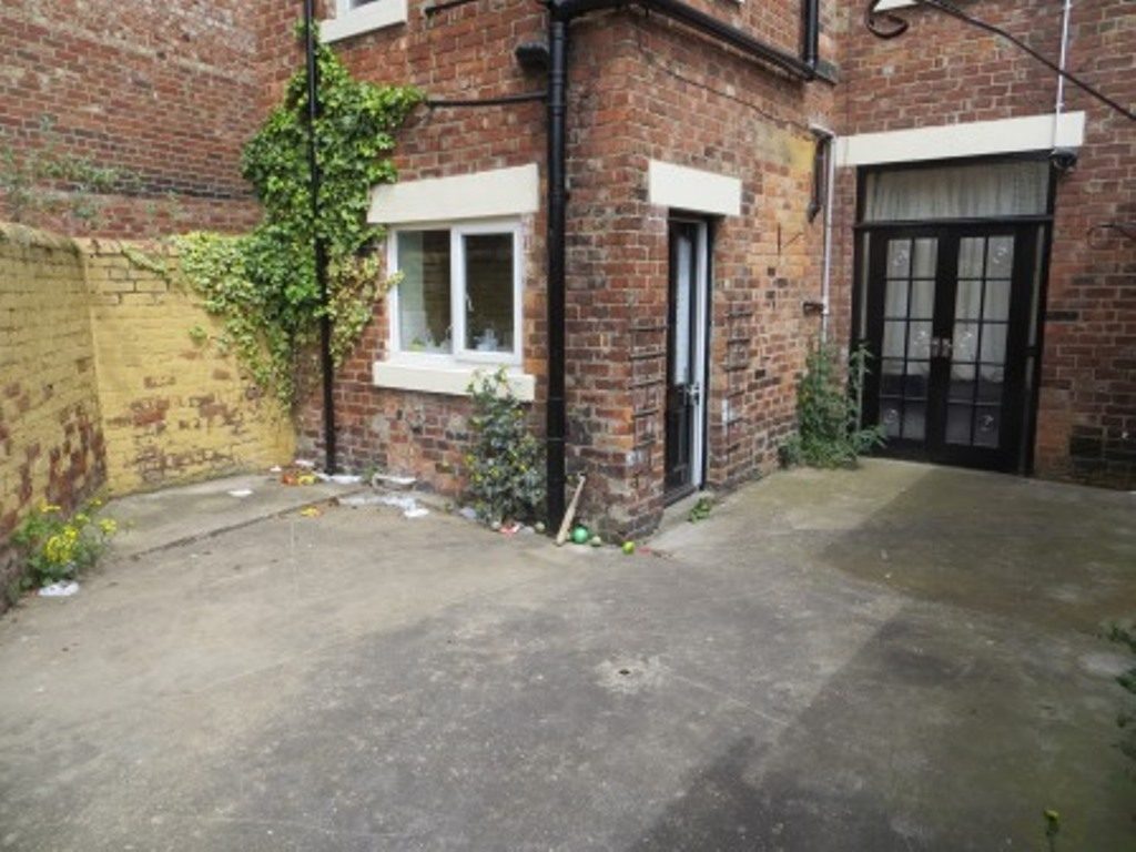 Prince Consort Road, Gateshead fraser lake